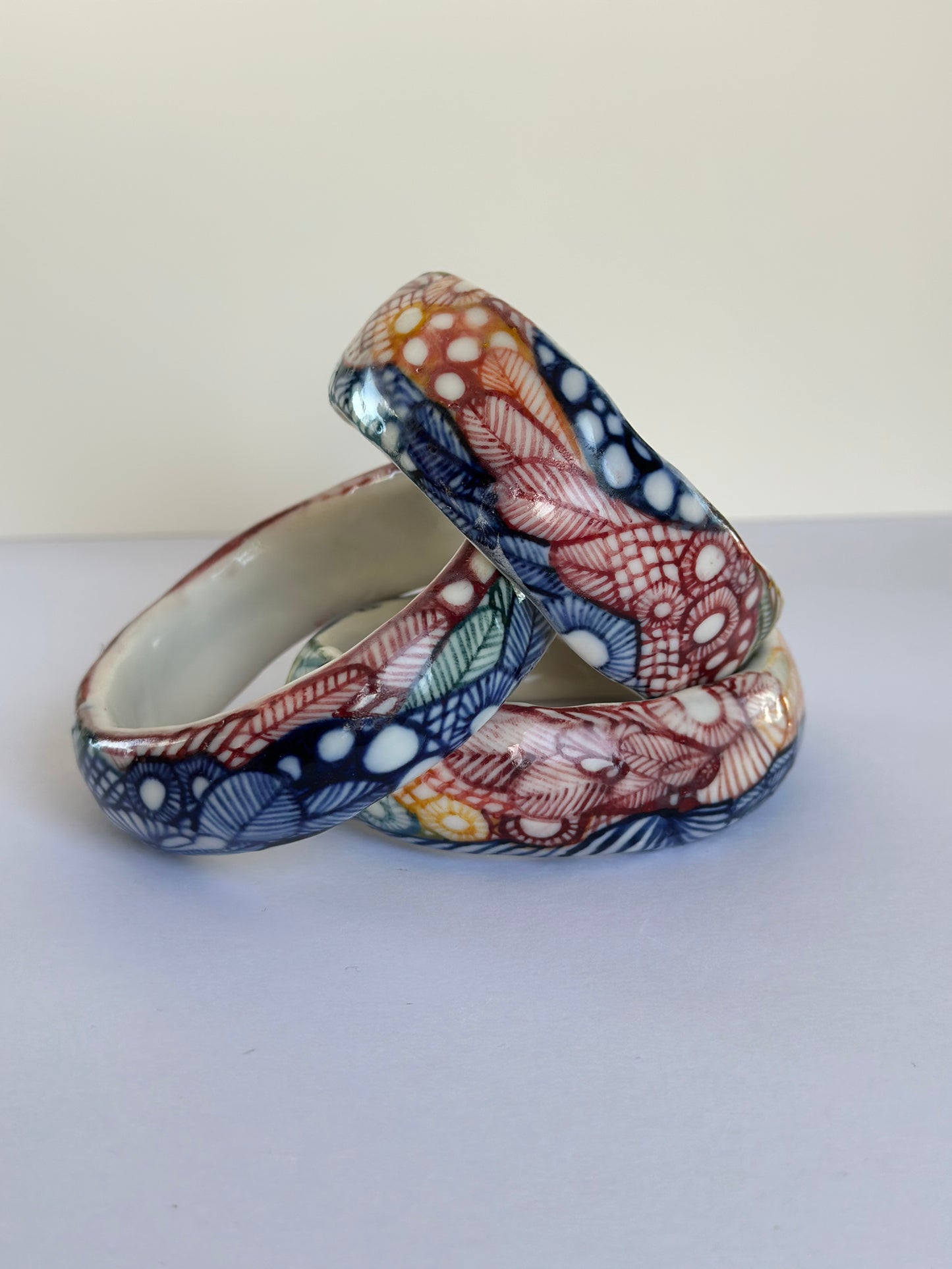 One hand painted ‘Seafoam’ porcelain bangle