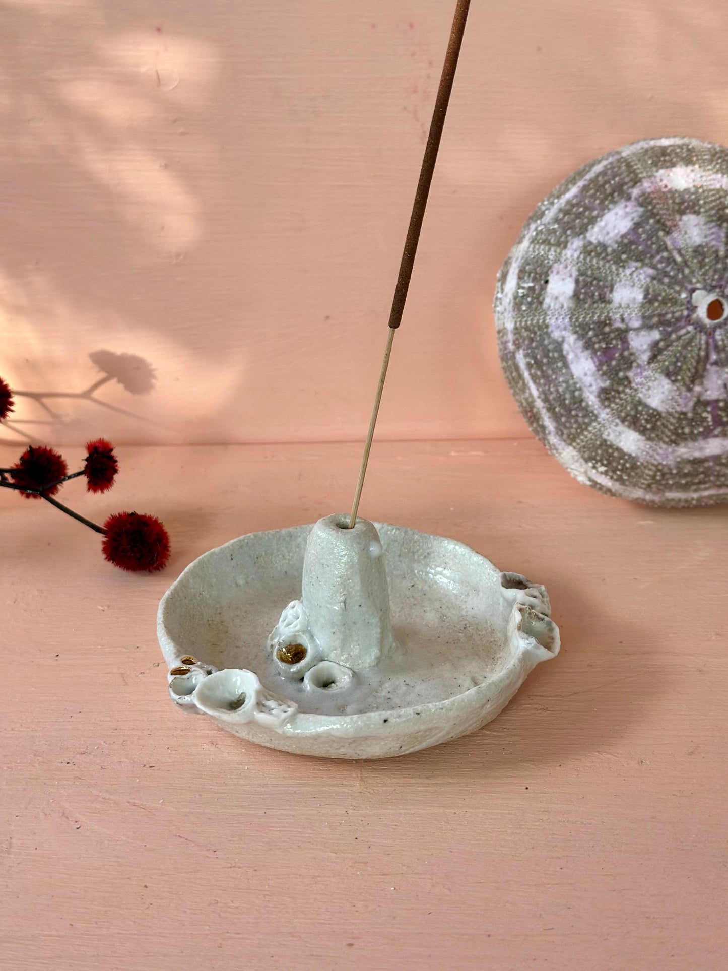 ‘Coral’ incense / flower holder