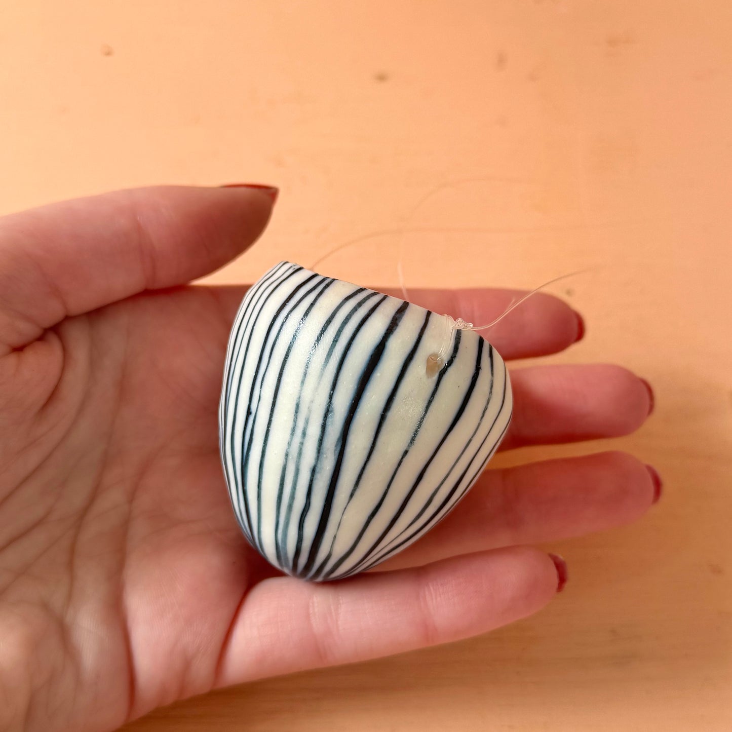 Porcelain Hanging Pod Vase