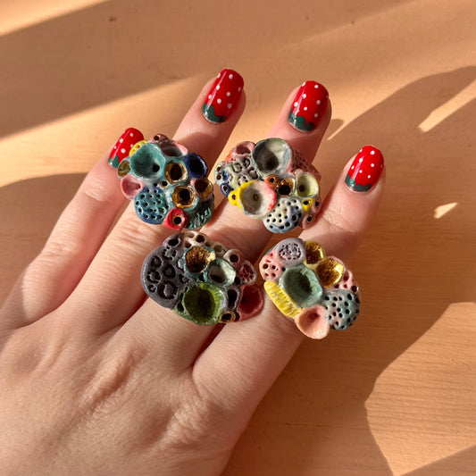 One Multicolor Porcelain ‘Rock Coral’ Ring (Choose a Size)