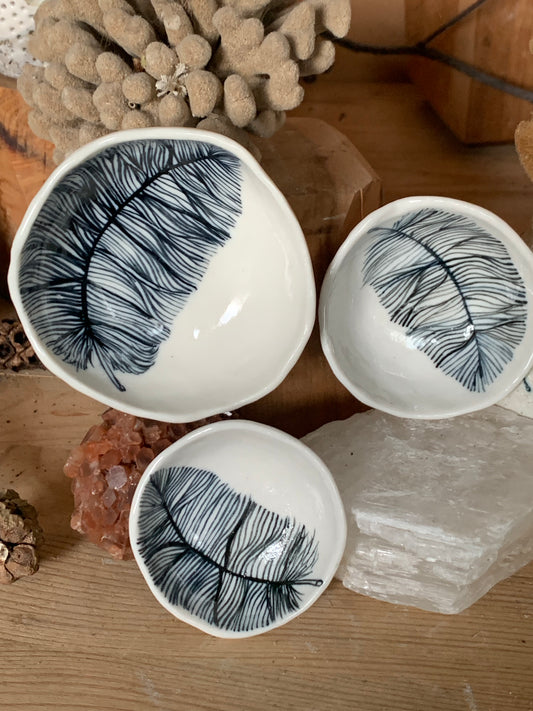 Hand Painted Small ‘feather’ Bowl /trinket dish