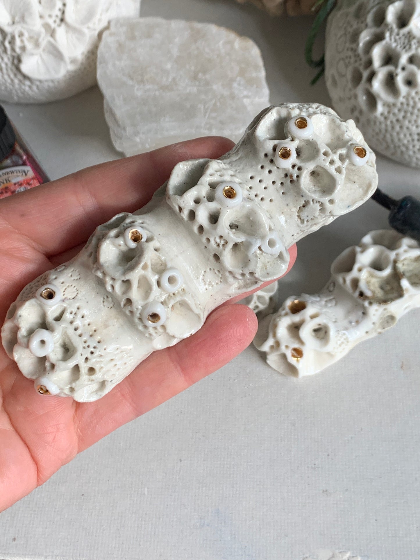 Select one - sandy mixed clay ‘Rock coral’ brush / rest