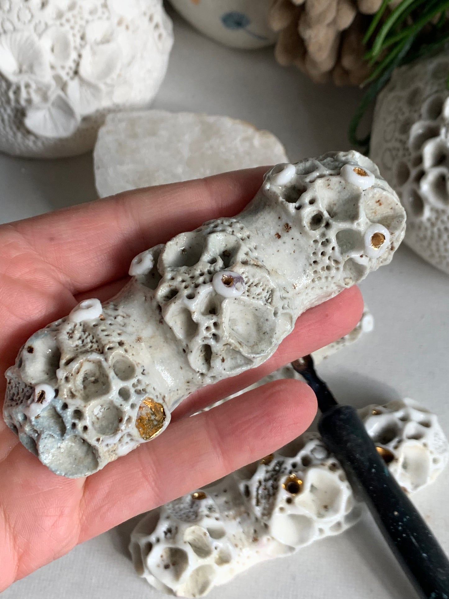 Select one - mixed clay ‘Rock coral’ brush / rest