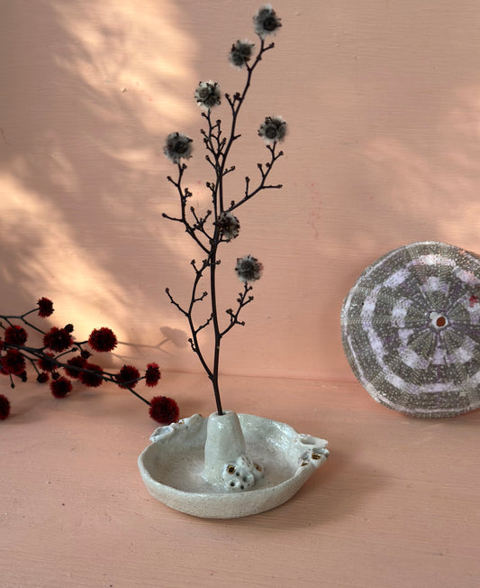 ‘Coral’ incense / flower holder