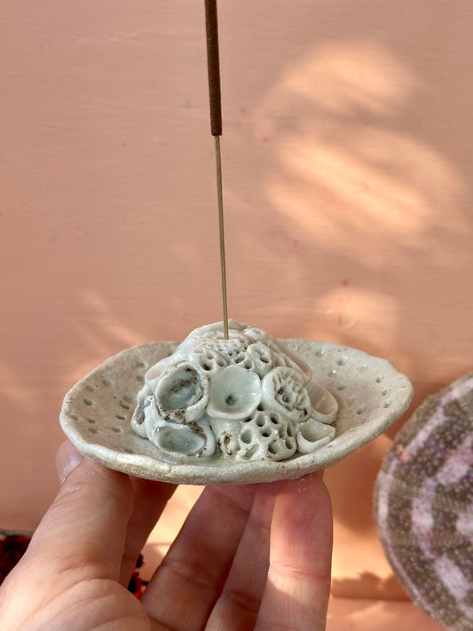 ‘Coral’ incense / flower holder