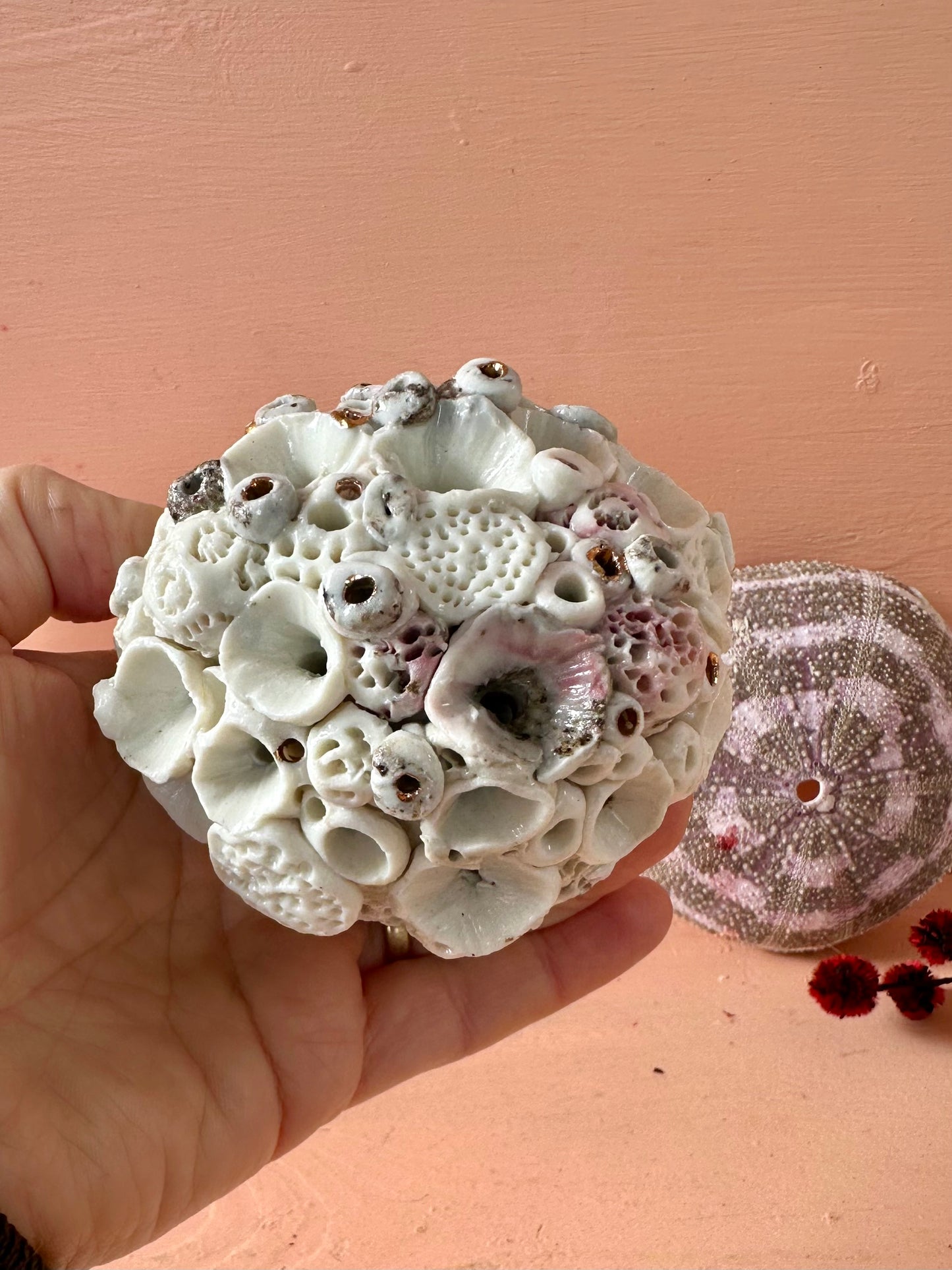 ‘Coral’ collection keeper/ paperweight with gold lustre details