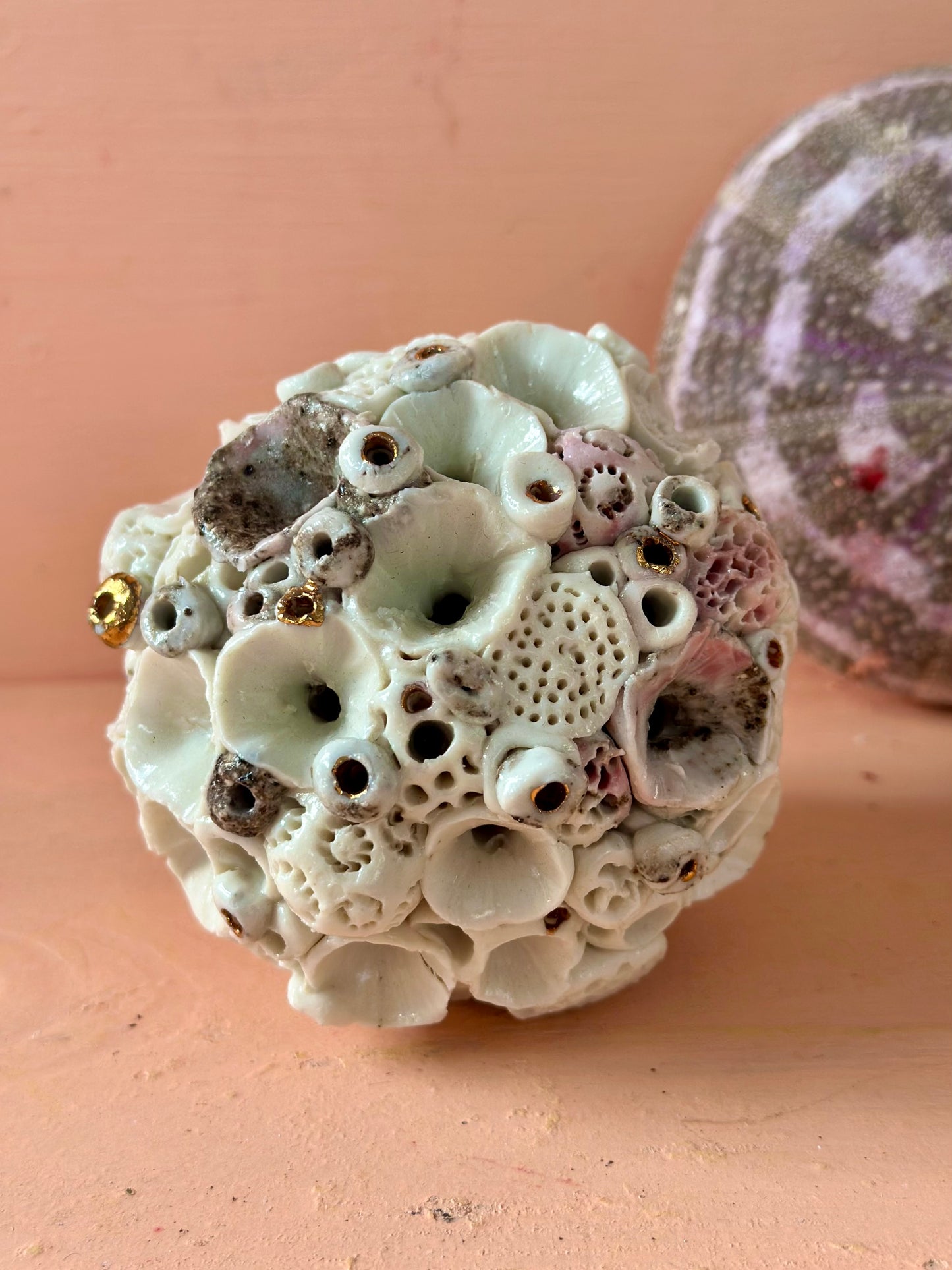 ‘Coral’ collection keeper/ paperweight with gold lustre details
