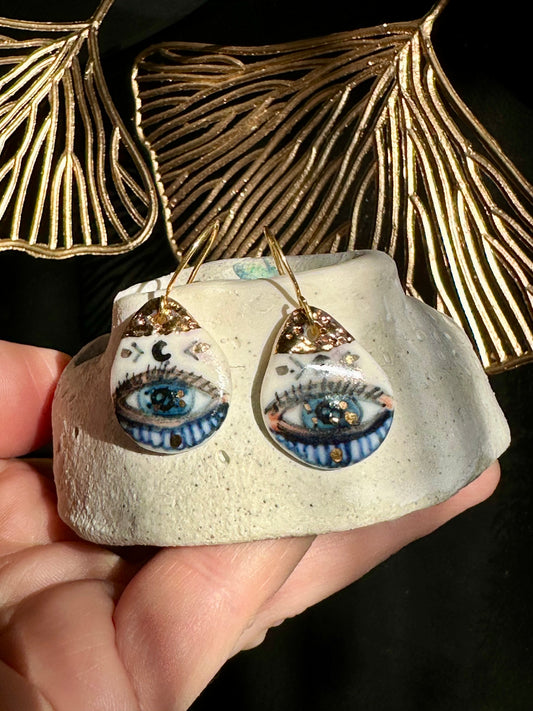 ‘The Protective Eye’ small Porcelain Earrings With Gold Detail