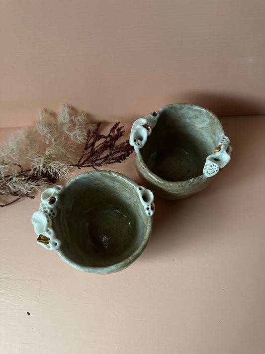 Small/ mid side ‘Coral’ mixed clay, hand texted one of a kind cup