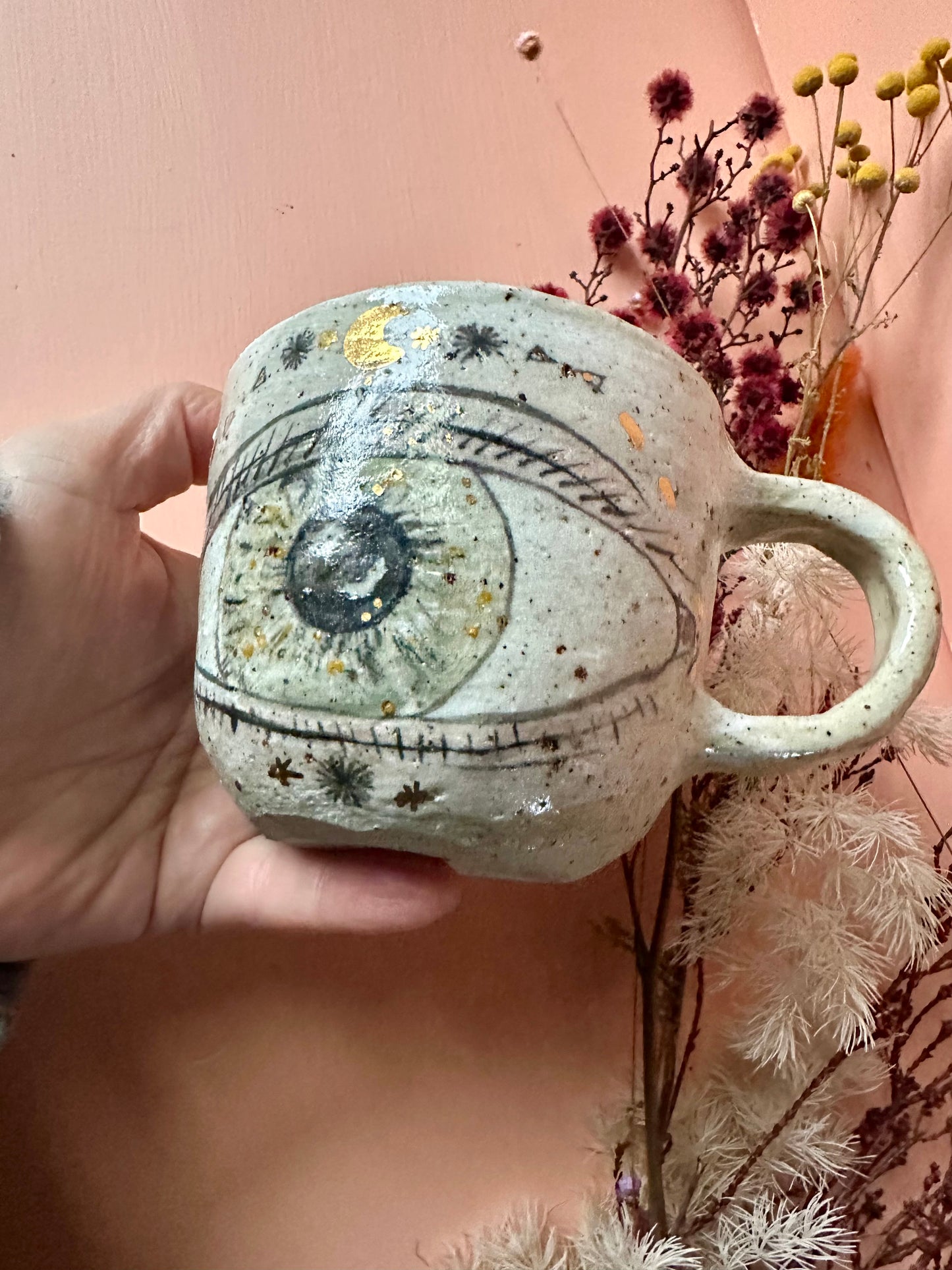 One ‘protective eye’ hand painted cup