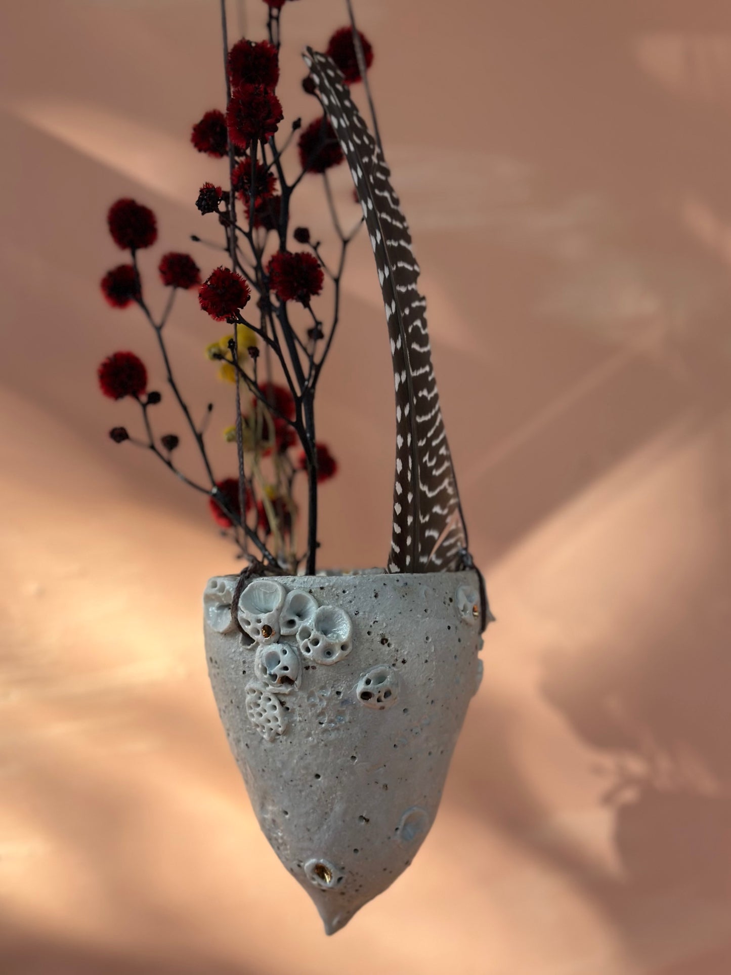 Porcelain hanging pod Vase