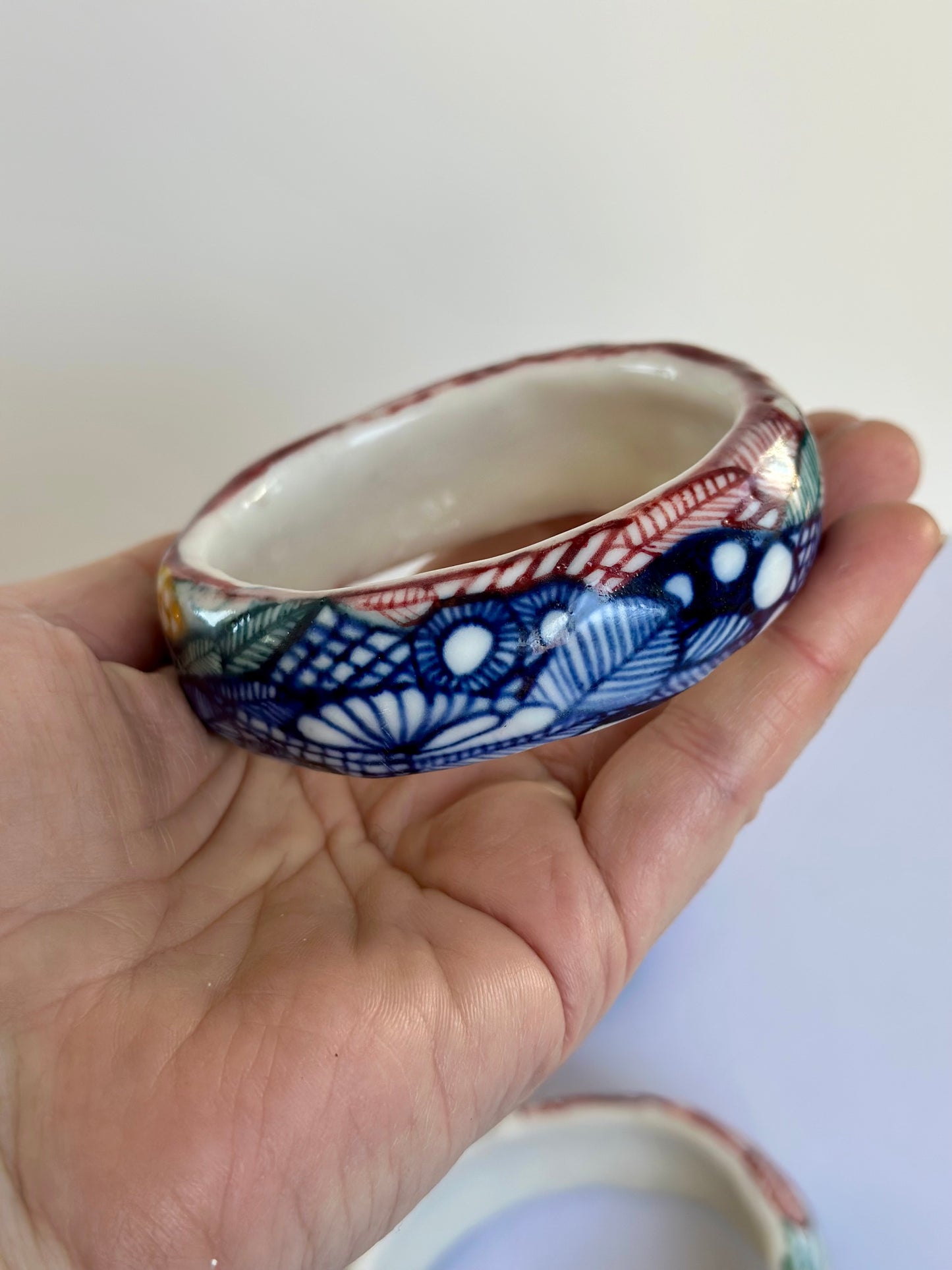 One hand painted  ‘Seafoam’ porcelain bangle