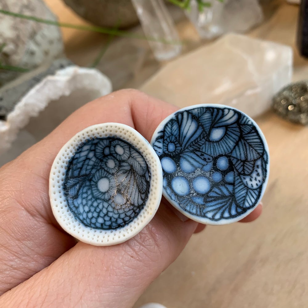 Hand painted porcelain ring- choose one
